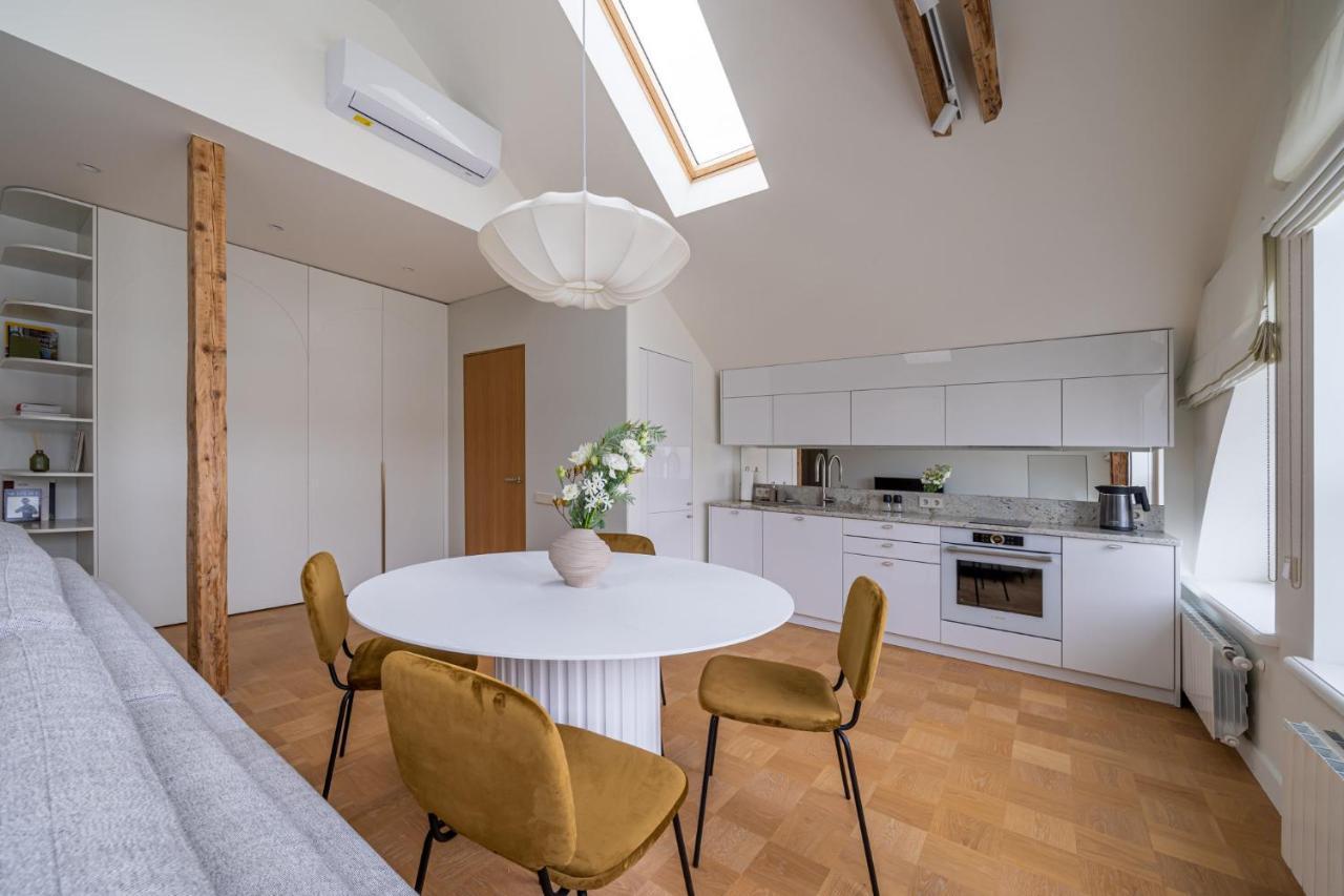 Bright Designer Apartment In City Centre Riga Kültér fotó